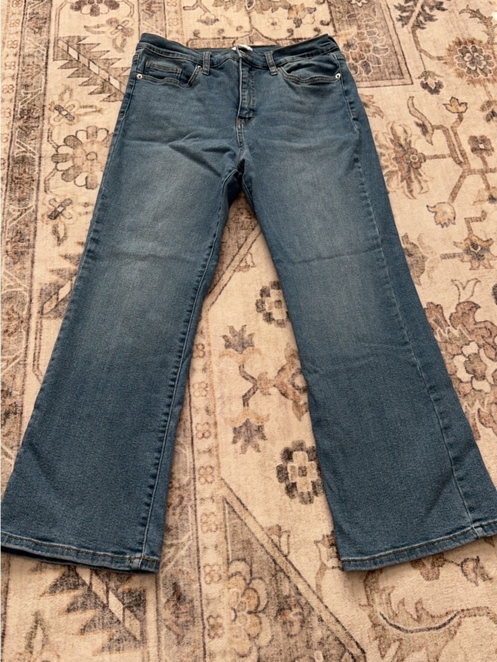 crown & ivy Women's Midwash Blue Flare Jeans